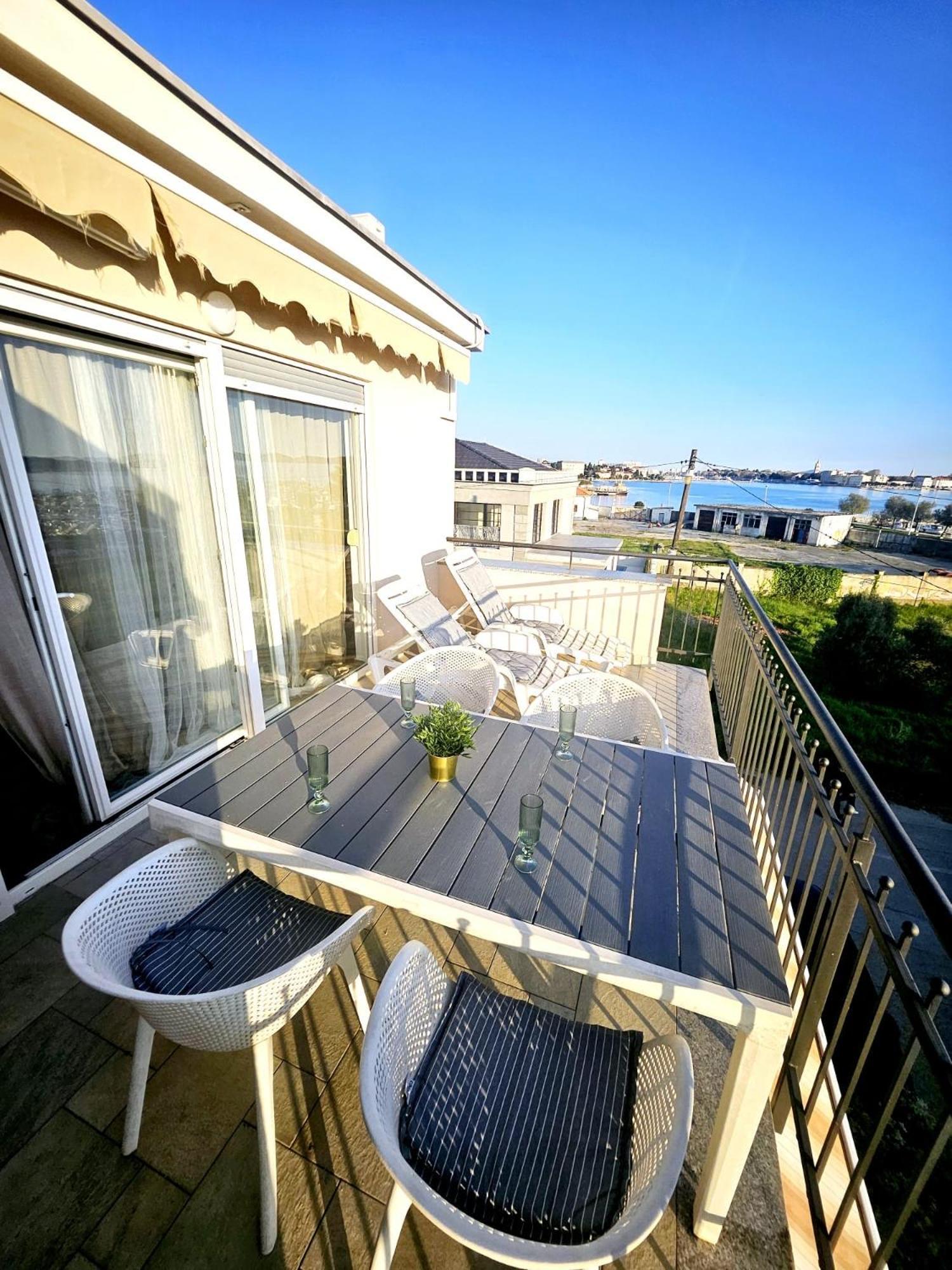 Apartment Lovre Задар Екстериор снимка
