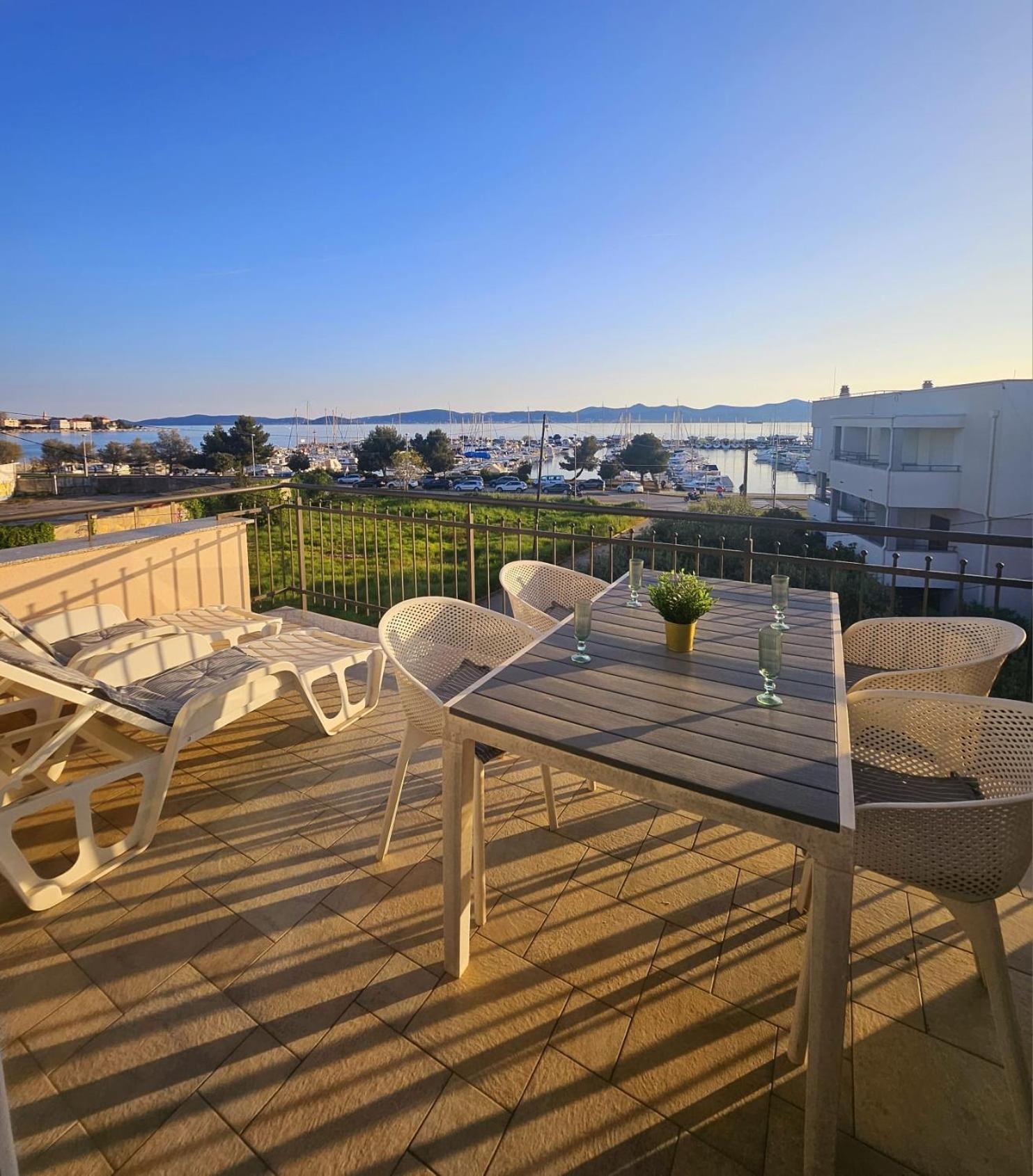 Apartment Lovre Задар Екстериор снимка
